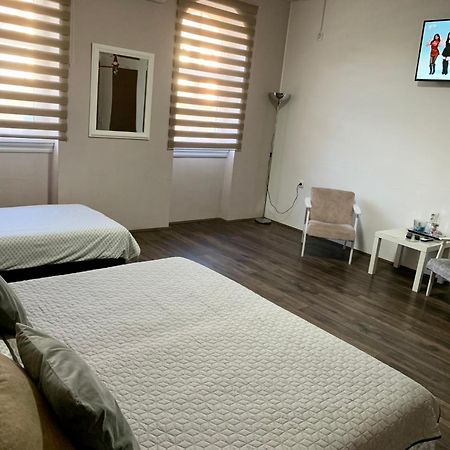 Alex Lodge Zrenjanin Exterior foto